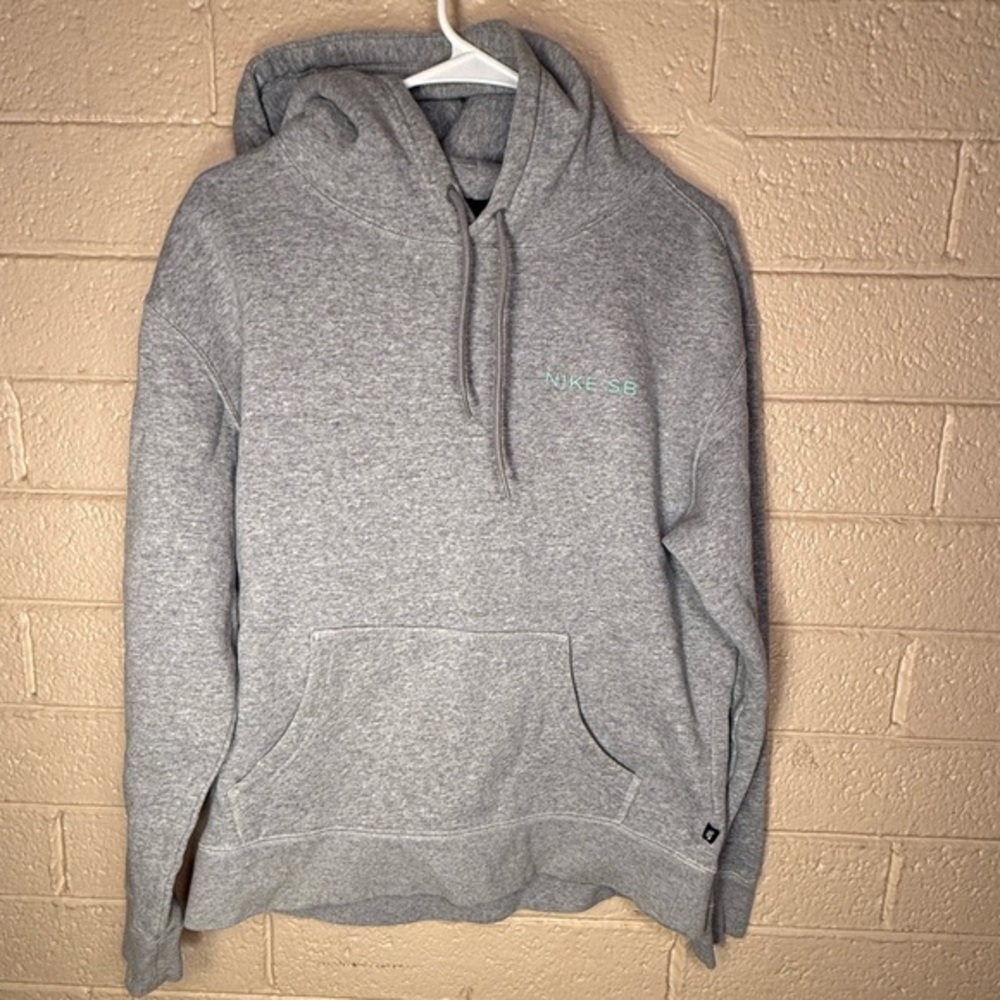 Nike Gray Pullover Sweater with Ribbed Cuffs